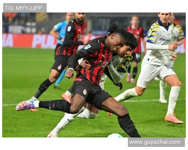 AC米兰大胜拜仁5-0引发争议判罚全场沸腾的友谊赛回顾