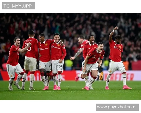 西甲激战：那不勒斯与曼联战平点球大战成焦点瞬间引爆全场